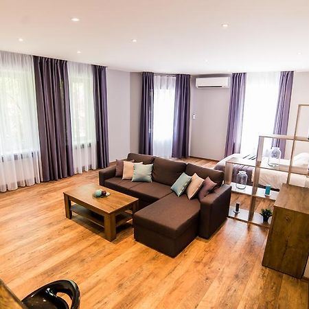 Foxy Lviv Apartment Luaran gambar