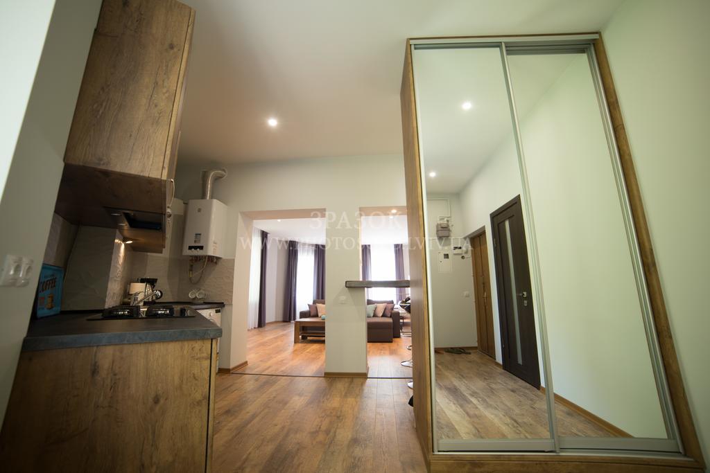Foxy Lviv Apartment Luaran gambar
