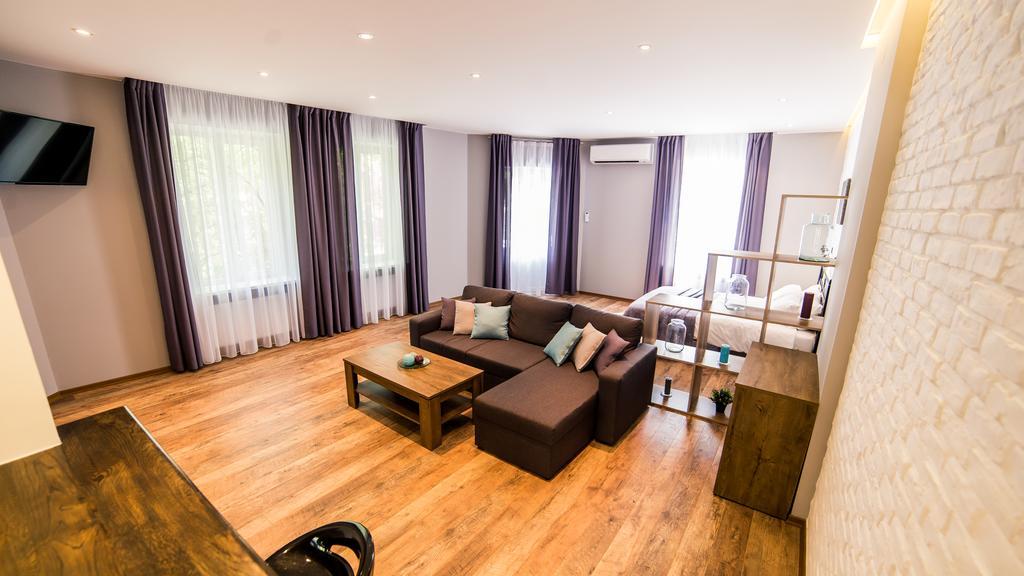 Foxy Lviv Apartment Luaran gambar